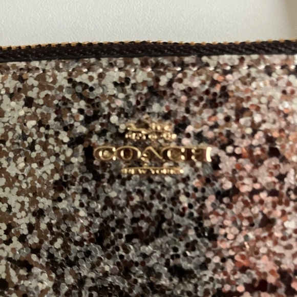 Coach coin purse - Picture 3 of 3